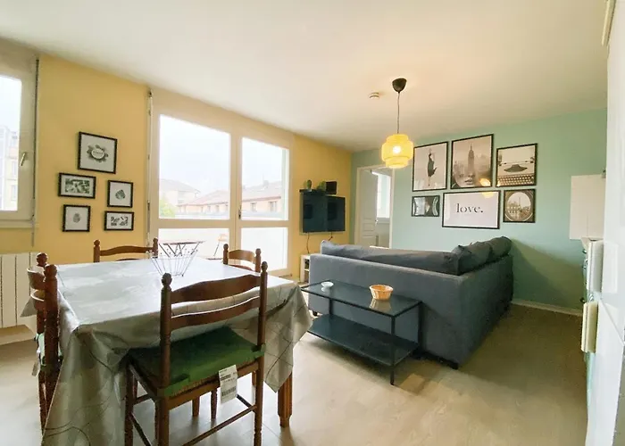 #ge - The Bostonian In Grenoble3 Bedrooms With Balcony *